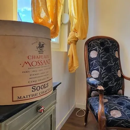 Pavillon D'ay Champagne - Label Key - Epernay, Ay *