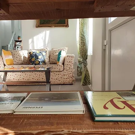 Pavillon D'ay Champagne - Label Key - Epernay, Ay 度假居 *